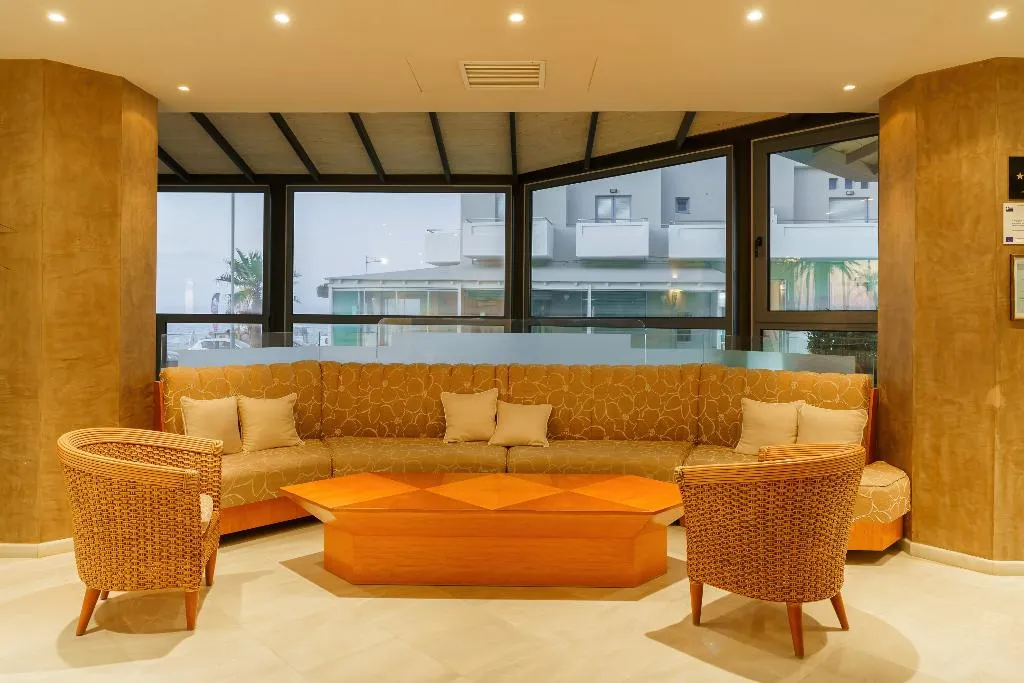 Lobby, Pearl Beach, Crete