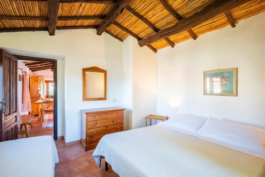 APARTMENT CAPACITY 4 Room, Appartamenti Tiffany, Olbia