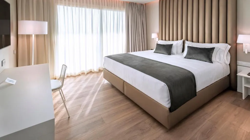 DOUBLE SINGLE USE EXECUTIVE Room, Playafels, Barcelona
