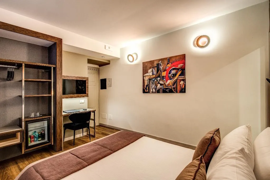 Double or Twin STANDARD Room, Al Manthia Hotel, Rome