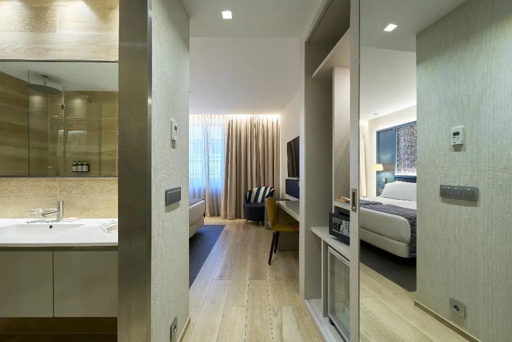 Double or Twin STANDARD Room, Catalonia Porto, Porto