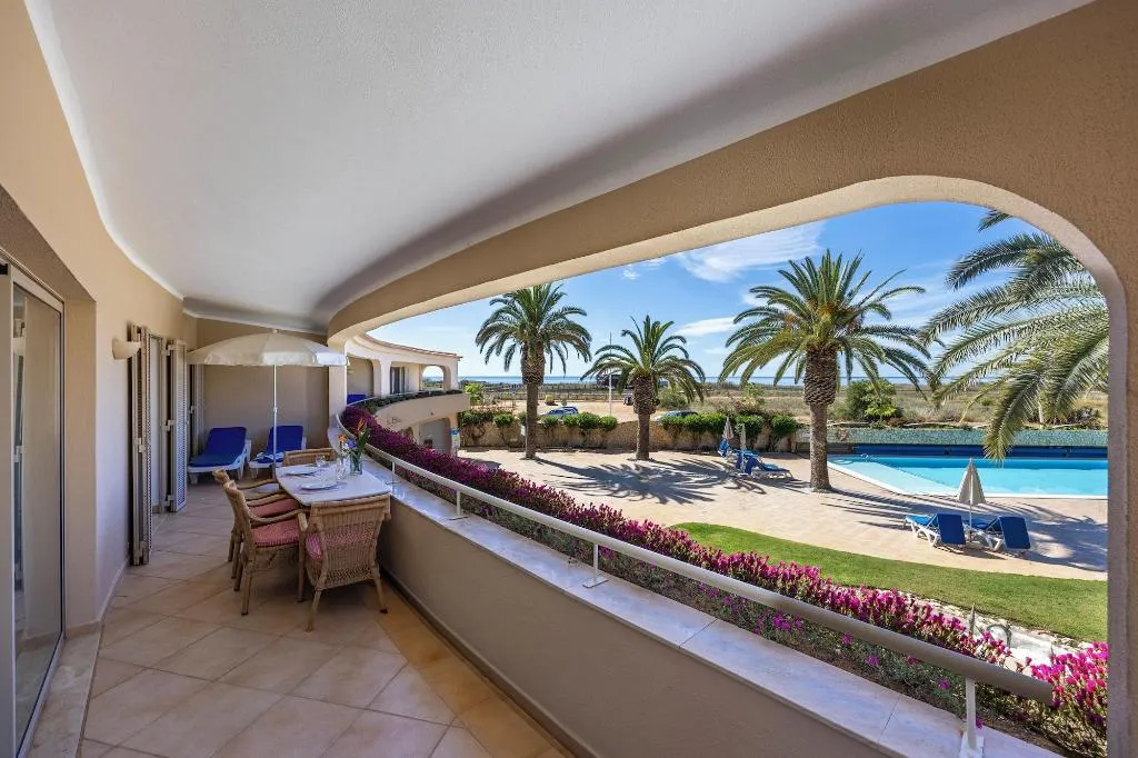 Room, Vila Palmeira, Algarve