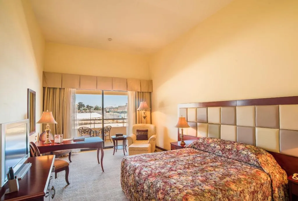 Room, Grand Hotel Excelsior, Malta