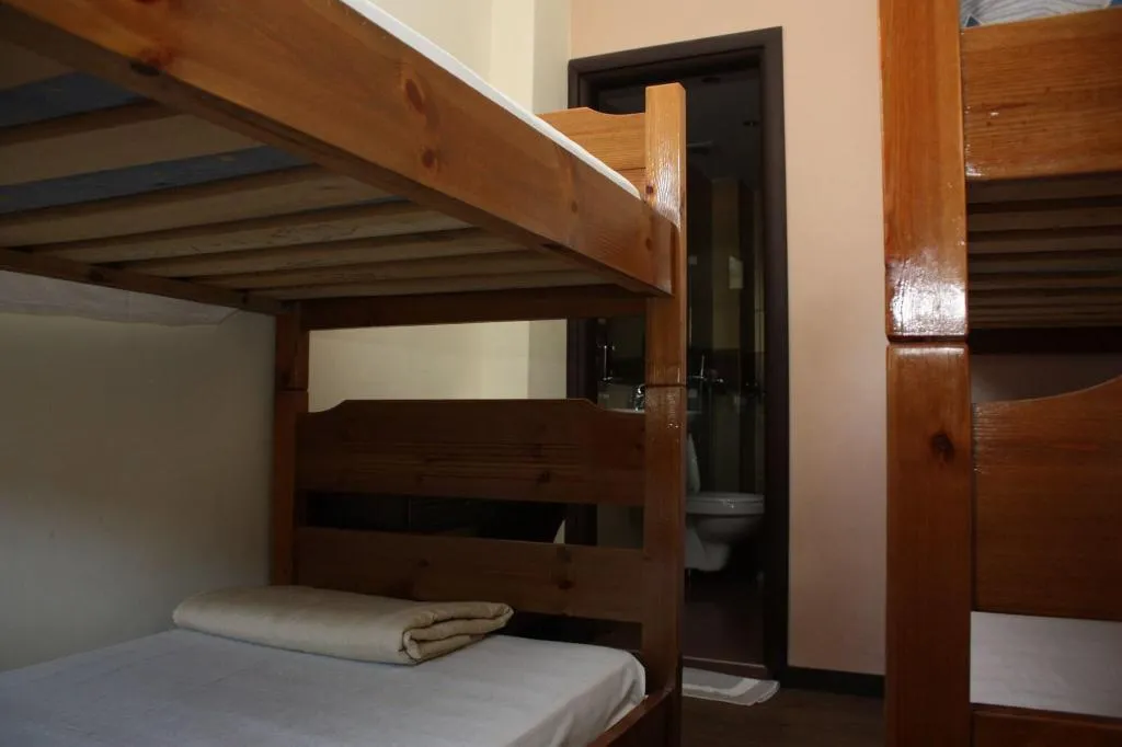 Room, Pella Inn Hostel, Athens