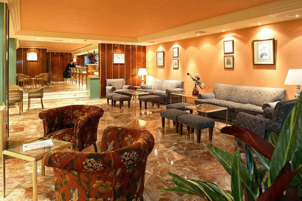 Lobby, Don Paco, Seville