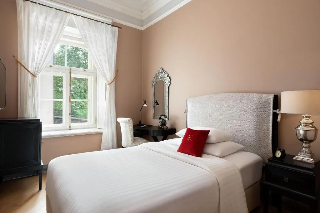 Room, Hotel Telegraaf, Autograph Collection, Tallinn