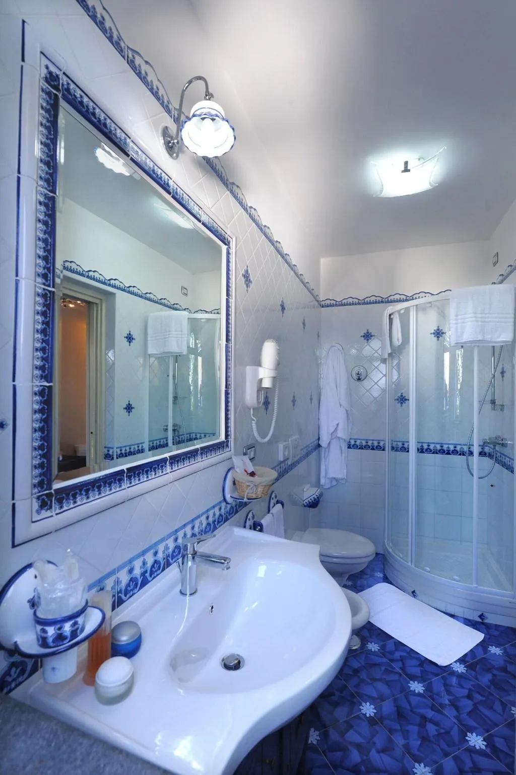 DOUBLE DELUXE SEA VIEW Room, Villa Maria Pia, Naples