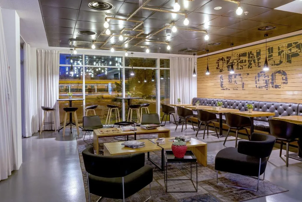 Restaurant, Moxy Milan Airport, Milan