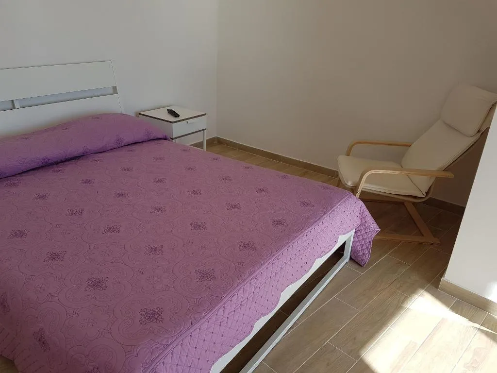 Room, Il Paradiso Sul Mare, Rome
