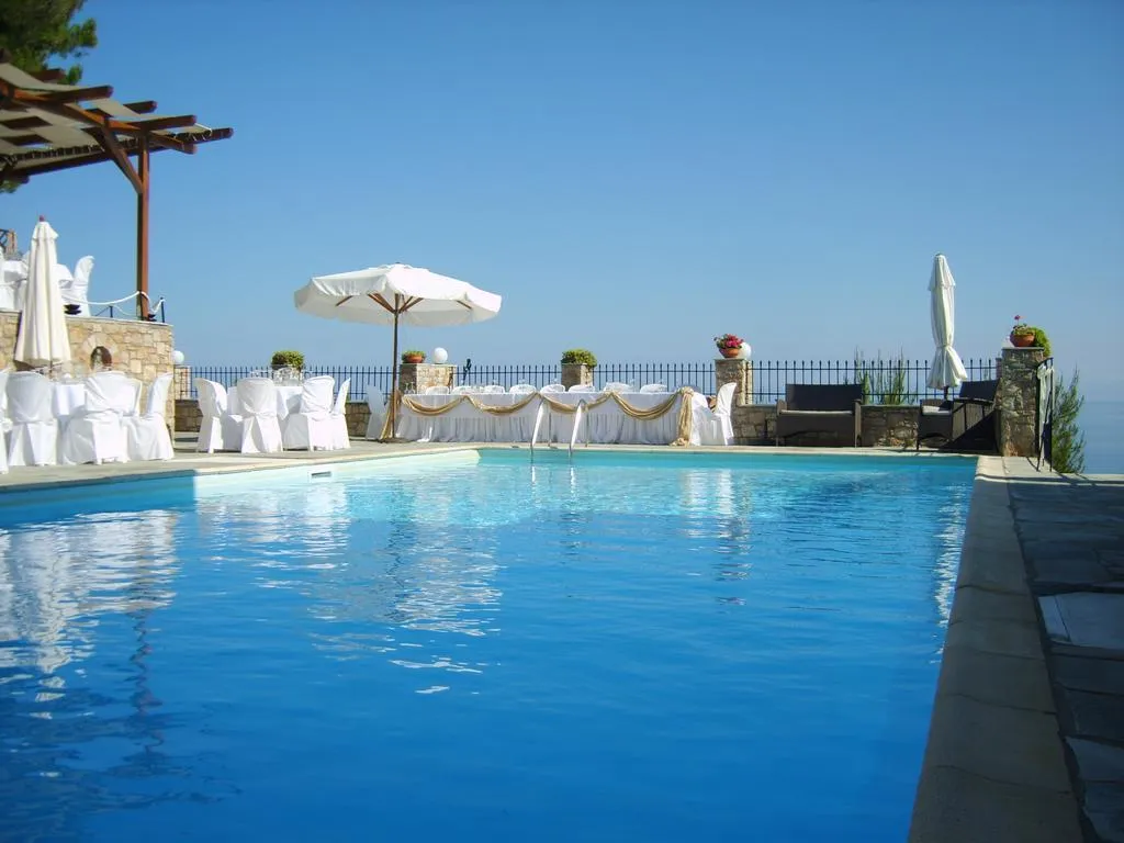 Pool, Yalis, Skiathos
