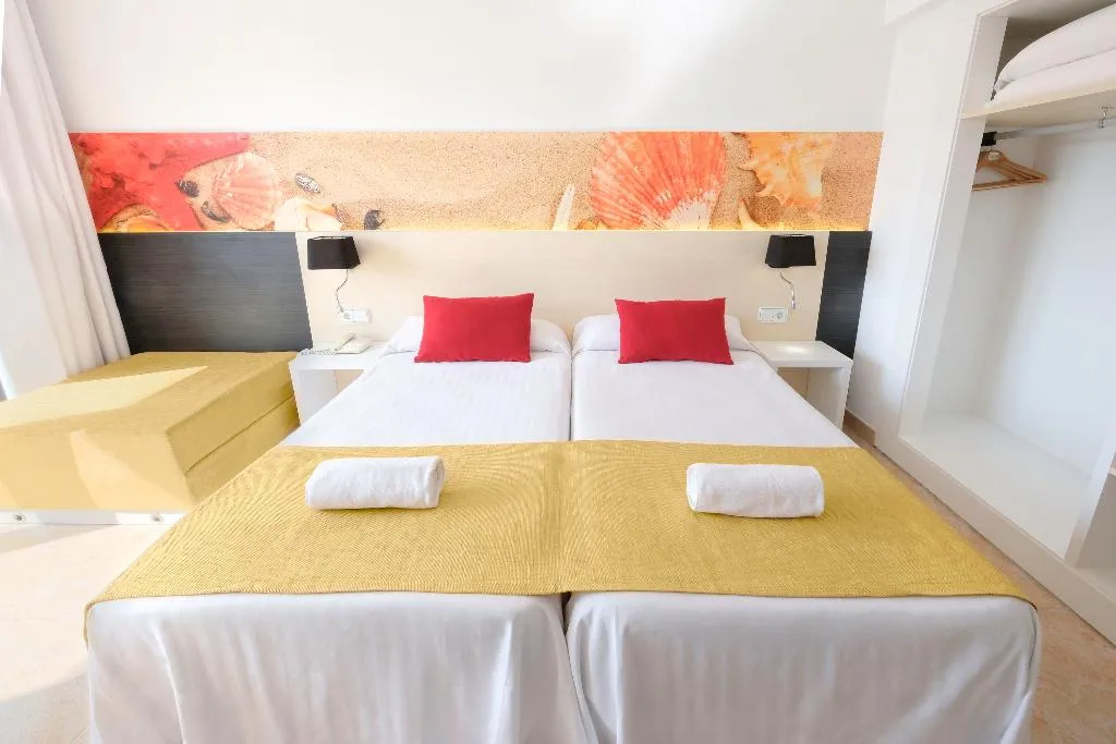 Double or Twin SEA VIEW Room, AzuLine Hotel Bergantin, Ibiza