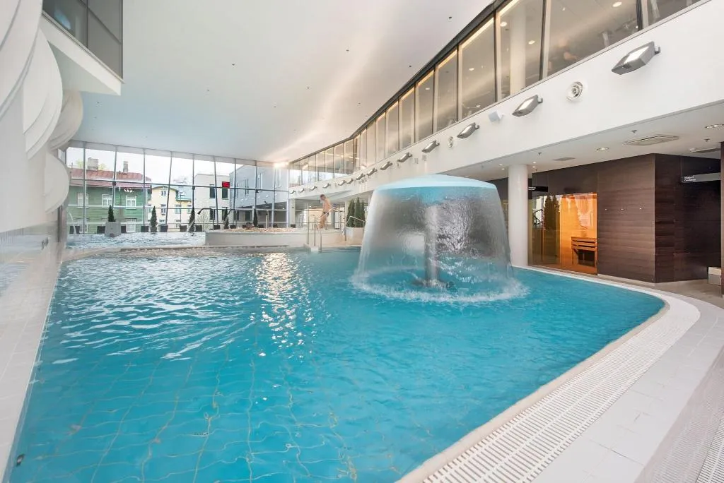 Pool, Park Inn by Radisson Meriton Conference&Spa Hotel, Tallinn
