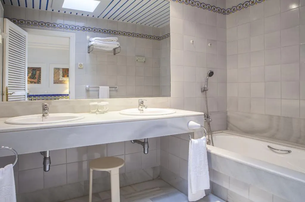 JUNIOR SUITE CAPACITY 3 Room, Playa de la Luz, Costa De La Luz