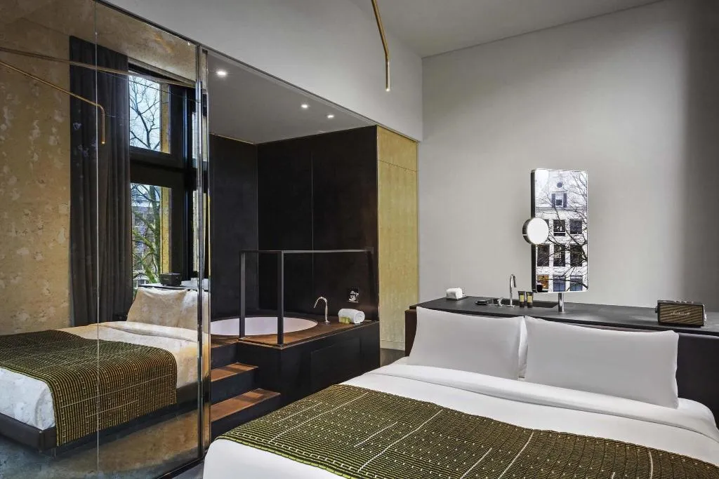 SUITE SUPERIOR KING BED Room, W Amsterdam, Amsterdam