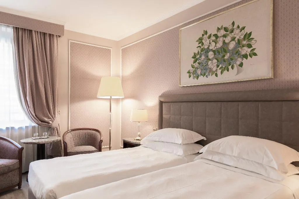 TWIN DELUXE Room, Doria Grand Hotel, Milan