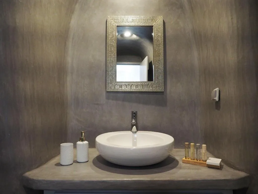 Room, Danae Suites, Santorini