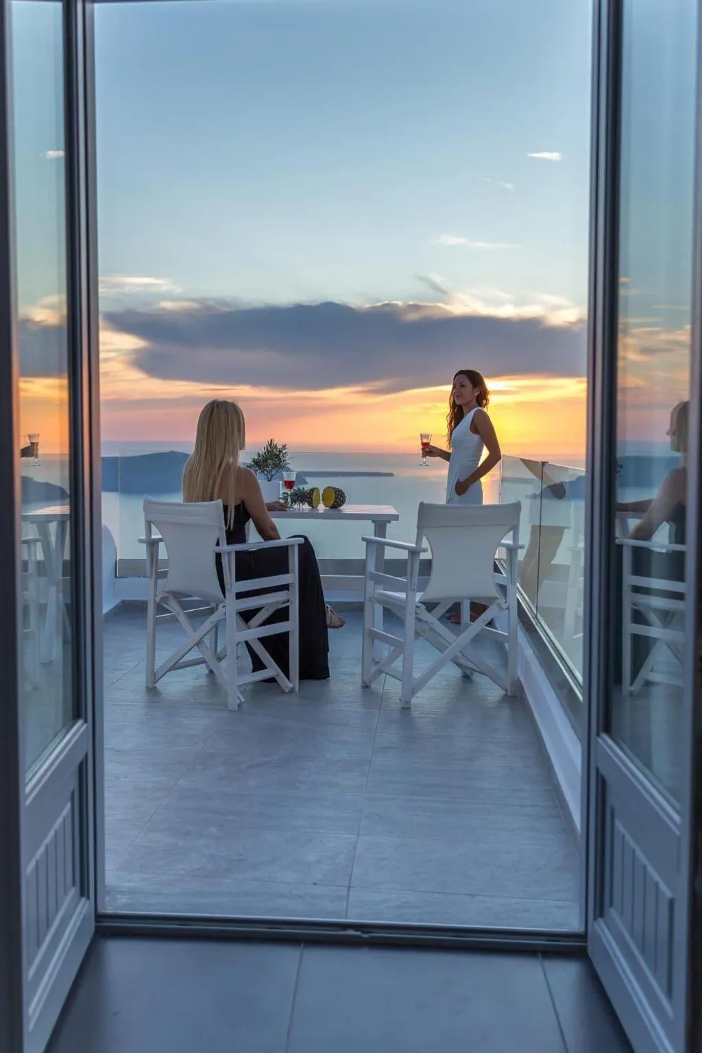Room, Unique Suites, Santorini