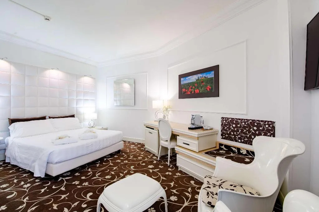 DOUBLE SUPERIOR Room, Etrusco Arezzo Hotel, Sure Hotel Collection by Bes, Florence