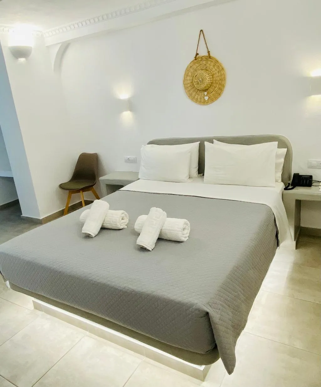 Double or Twin STANDARD Room, Perissa Bay, Santorini