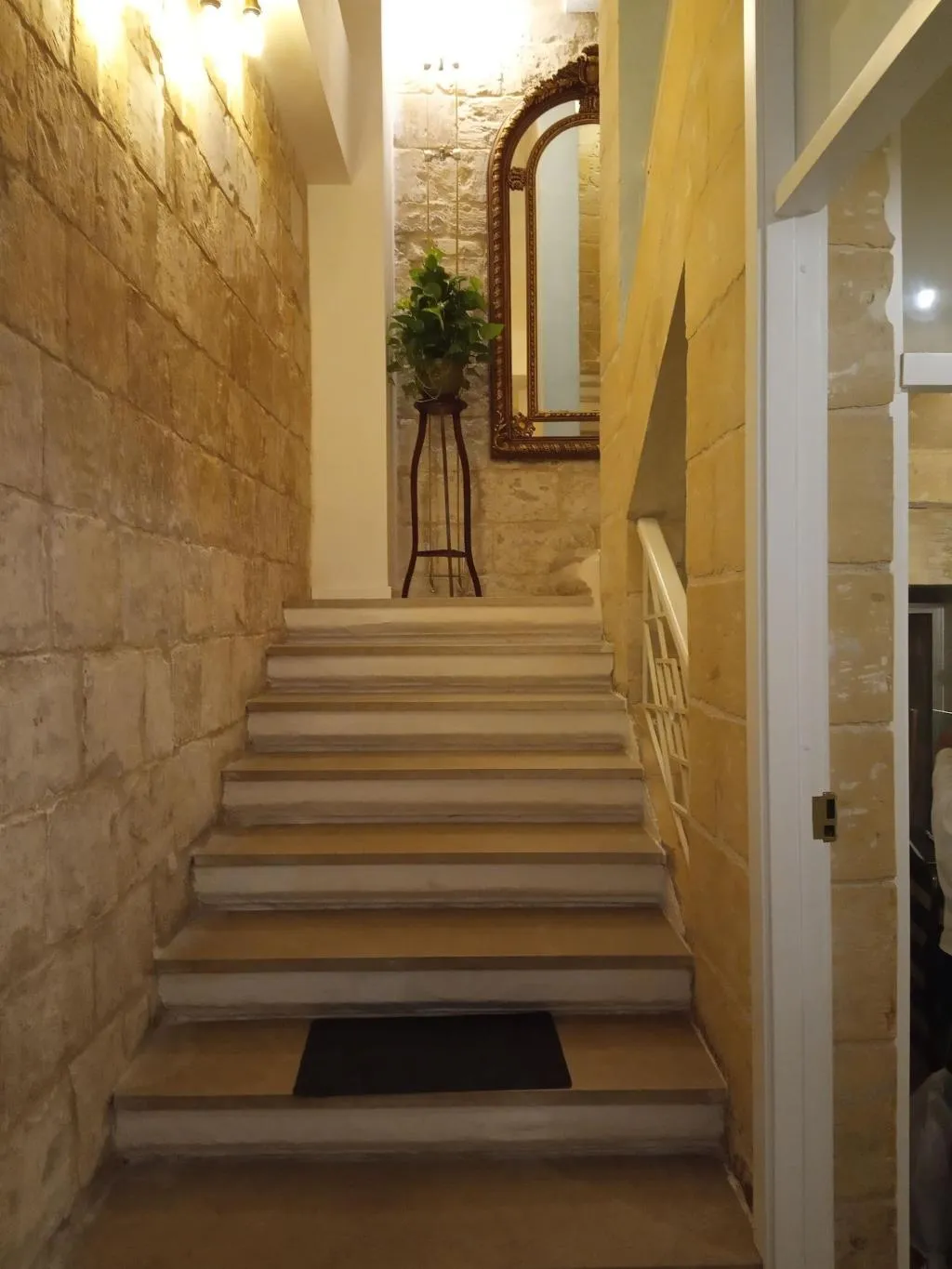 Lobby, Carafa Valletta Residence, Malta