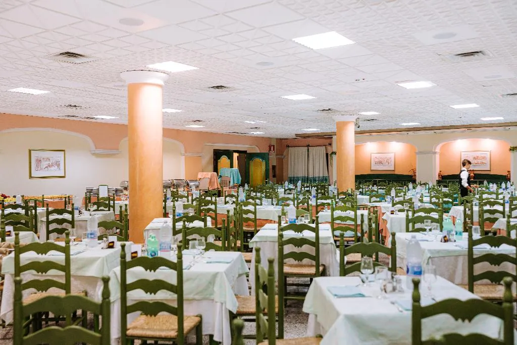 Restaurant, Nicolaus Club Torre Moresca, Cagliari