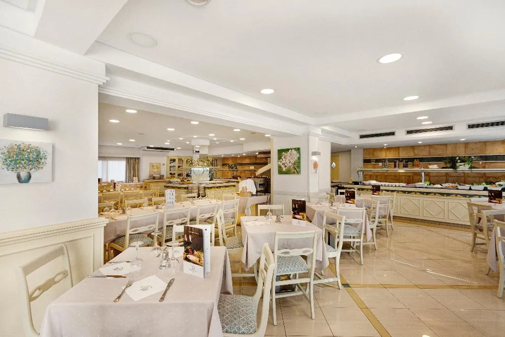 Restaurant, Metropolitan Playa, Majorca