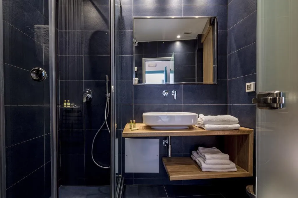 Double or Twin CAPACITY 2 Room, Santellini Hotel, Santorini