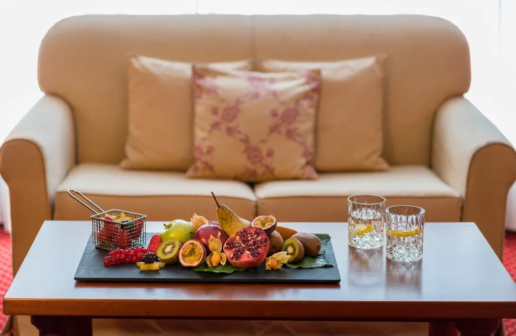 SUITE CAPACITY 3 Room, Leonardo Hotel Milan City Center, Milan