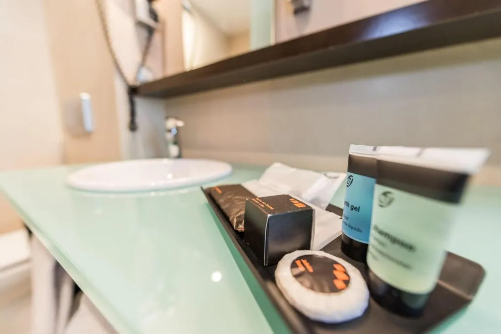 DOUBLE STANDARD Room, Mercader, Madrid