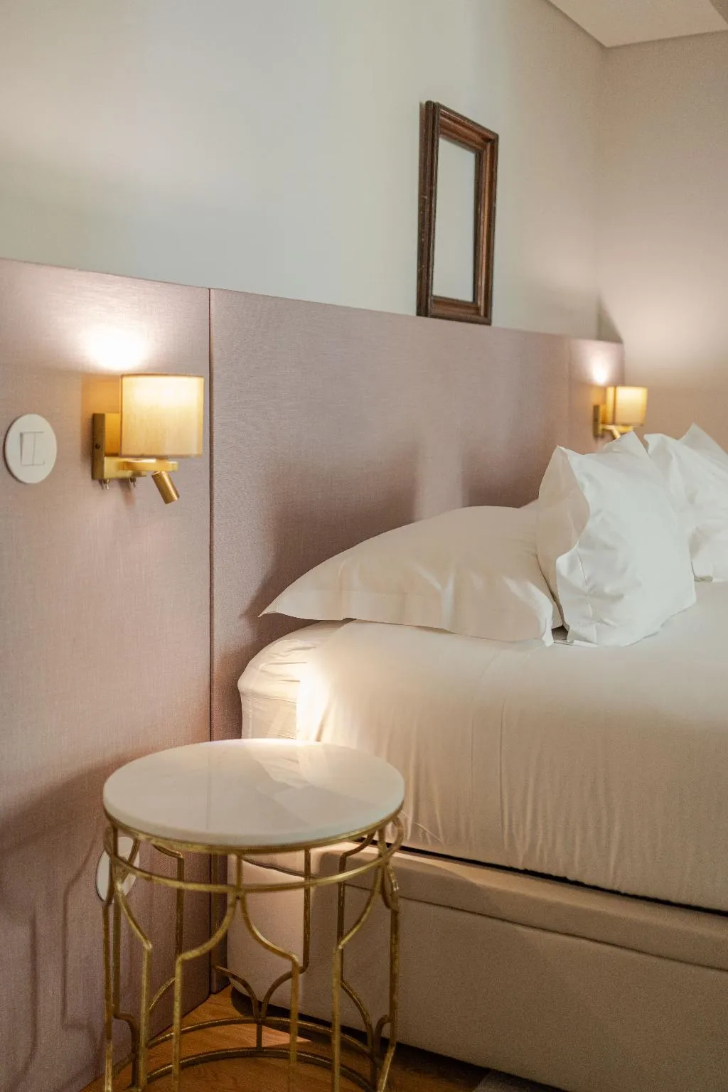 APARTMENT DELUXE TWO BEDROOM Room, Almaria - Edificio Da Corte, Lisbon