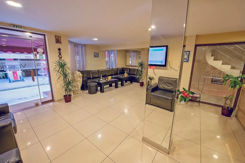 Lobby, Victoria, Varna