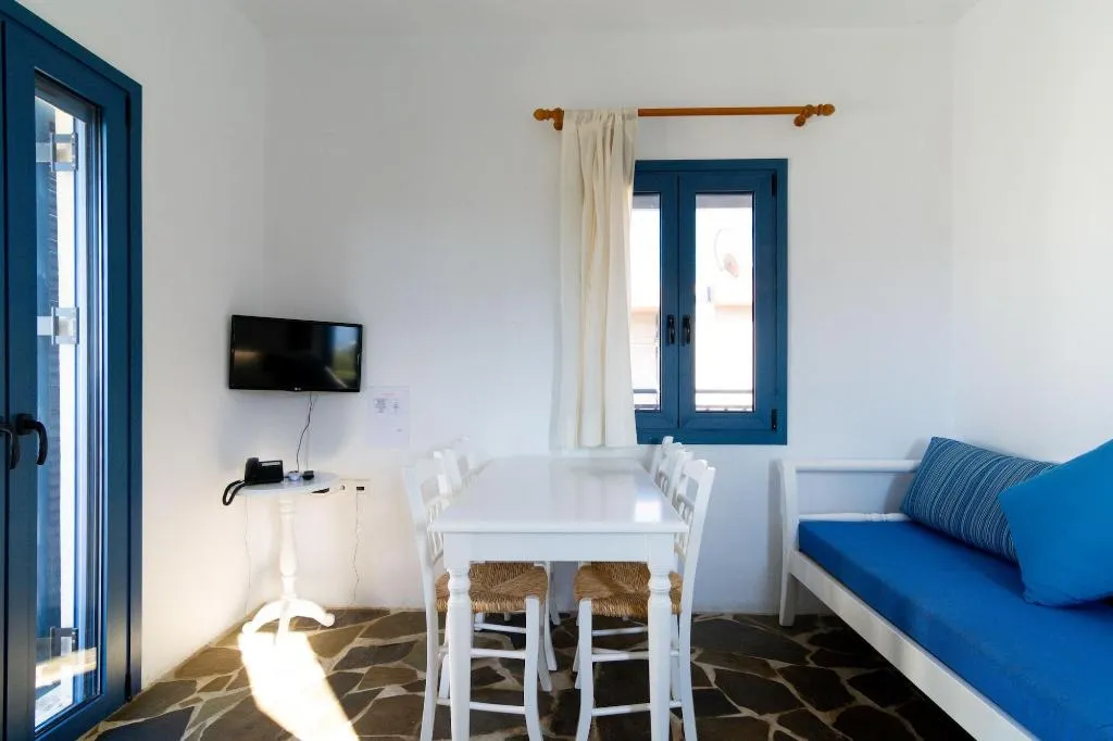 Room, Okirroi Villas and Apts, Crete