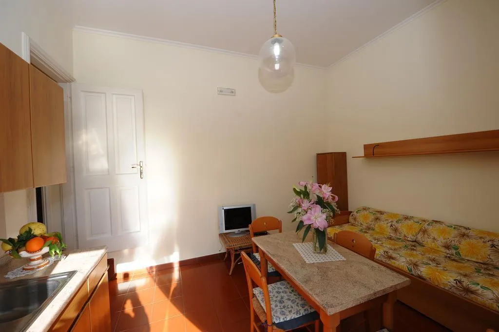 General view, B&B Camere Con Vista, Naples