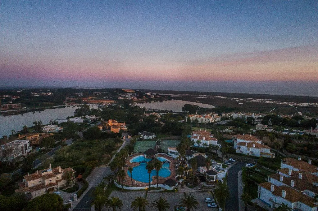 General view, Encosta do Lago Resort, Algarve