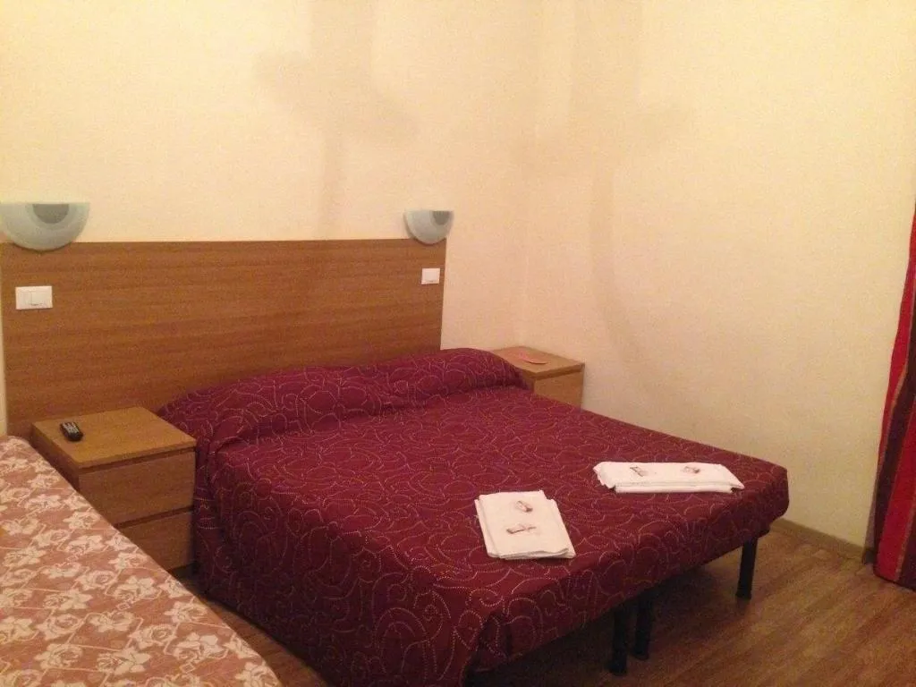 Room, Le Charme House 2, Naples