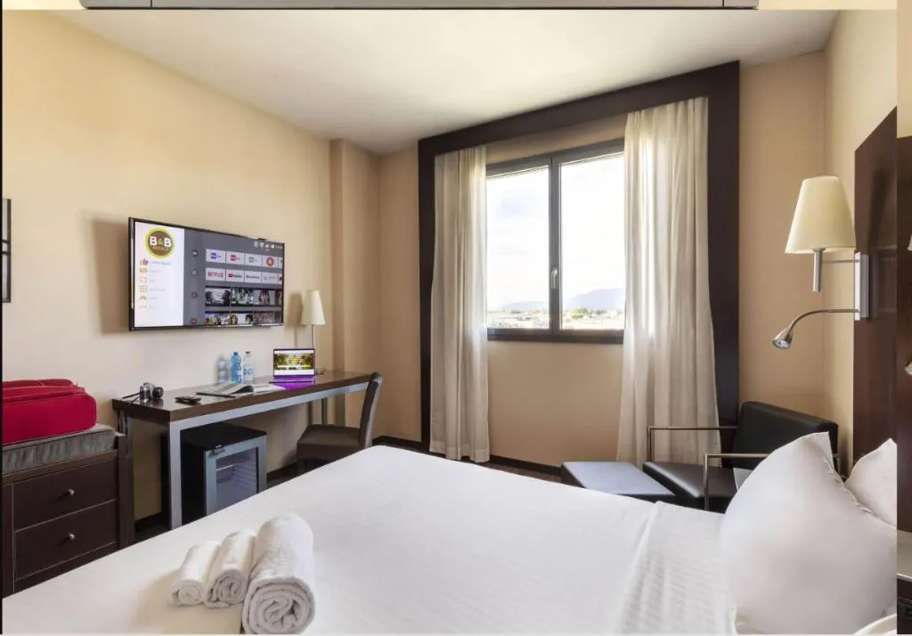 DOUBLE SUPERIOR Room, B&B Hotel Arezzo, Florence