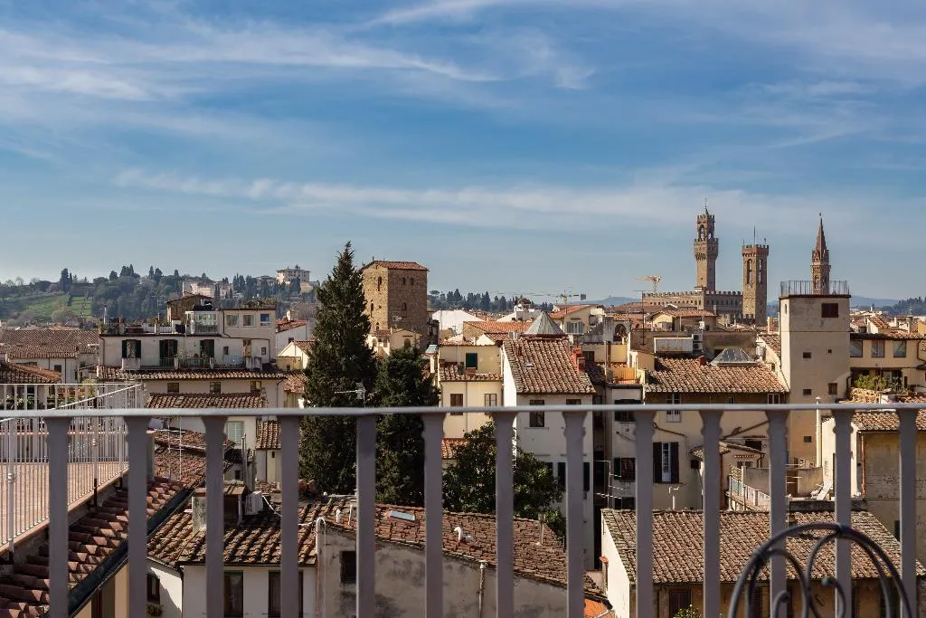 General view, Palazzo Graziani, Florence