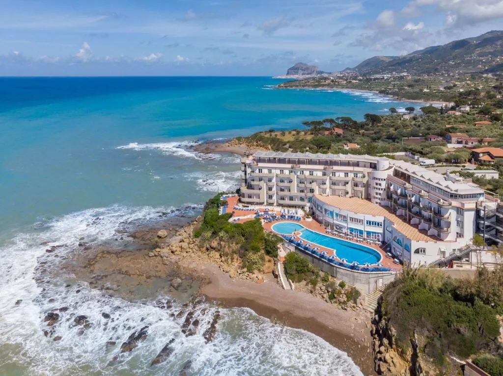 General view, Carlton Riviera, Palermo