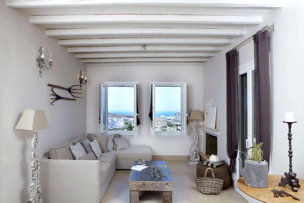 Room, Diles & Rinies, Mykonos