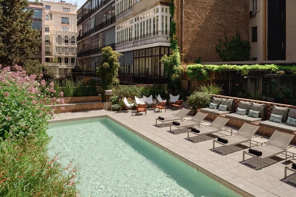 Pool, Alexandra Barcelona, Curio Collection by Hilton, Barcelona