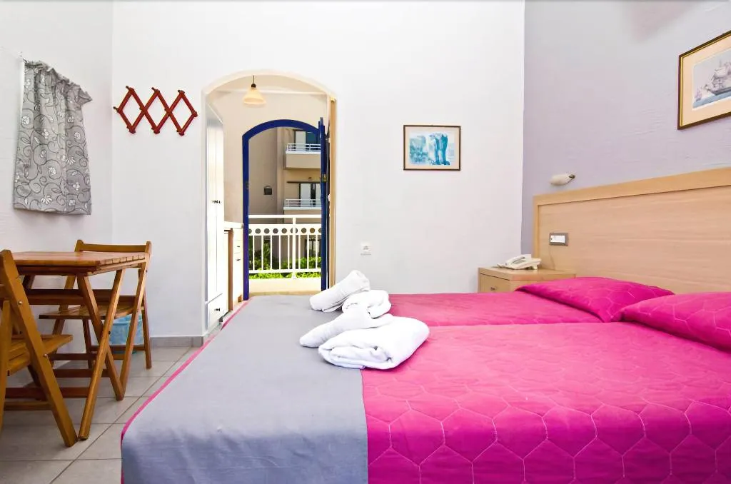 Room, Sergiani Apartments, Crete