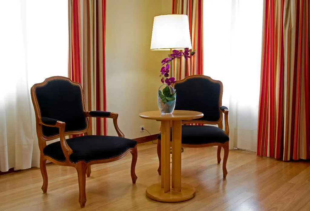 TWIN SEA VIEW Room, Quinta Bela Sao Tiago, Madeira