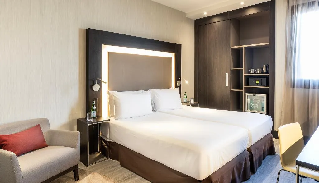TWIN STANDARD Room, Novotel Madrid Center, Madrid