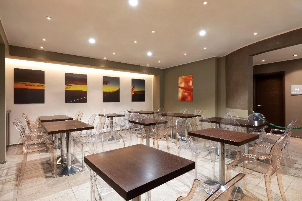 Bar, B&B Hotel Malpensa Lago Maggiore, Milan