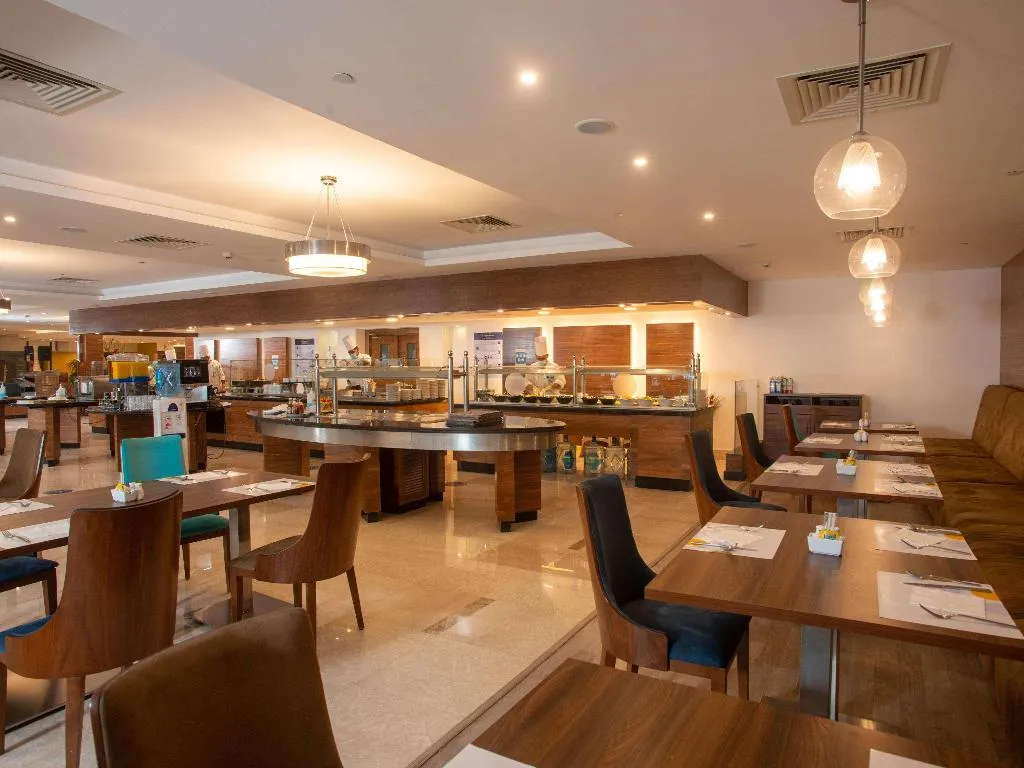 Restaurant, Novotel Cairo Airport, Cairo
