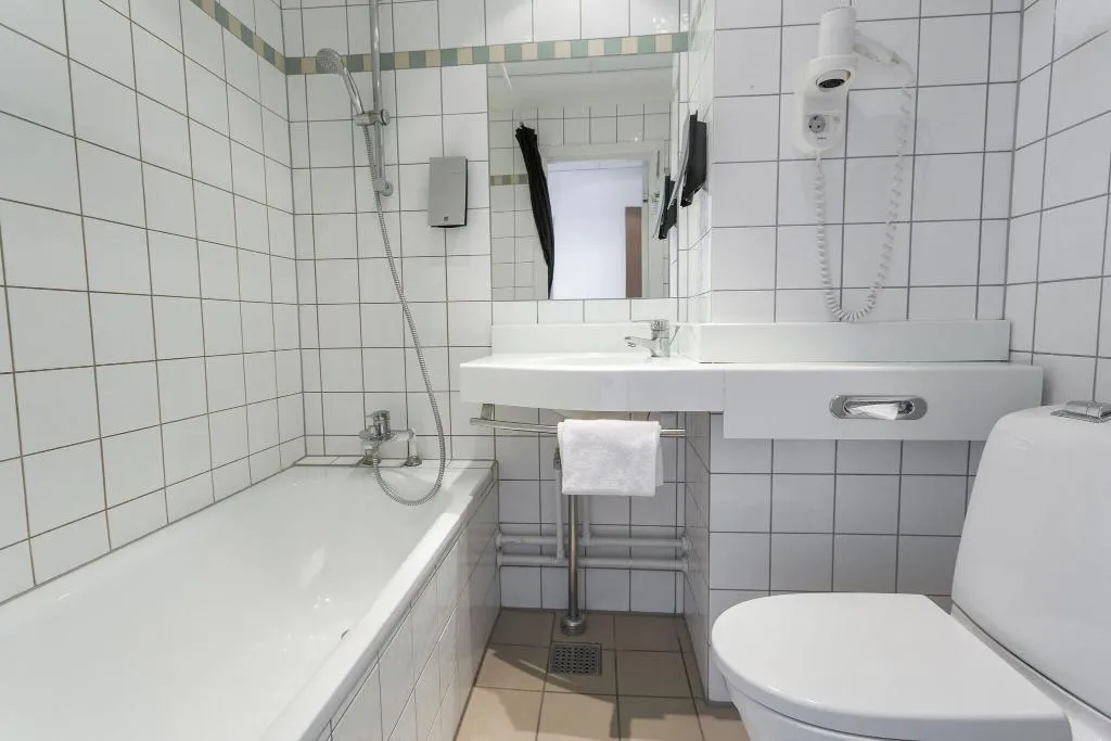 DOUBLE QUEEN SIZE BED Room, Mercur Copenhagen Hotel, Copenhagen