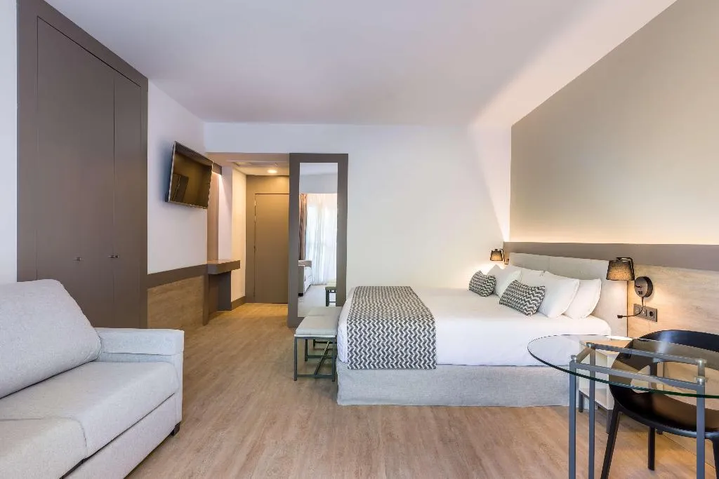 Room, Occidental Puerto Banús, Costa Del Sol