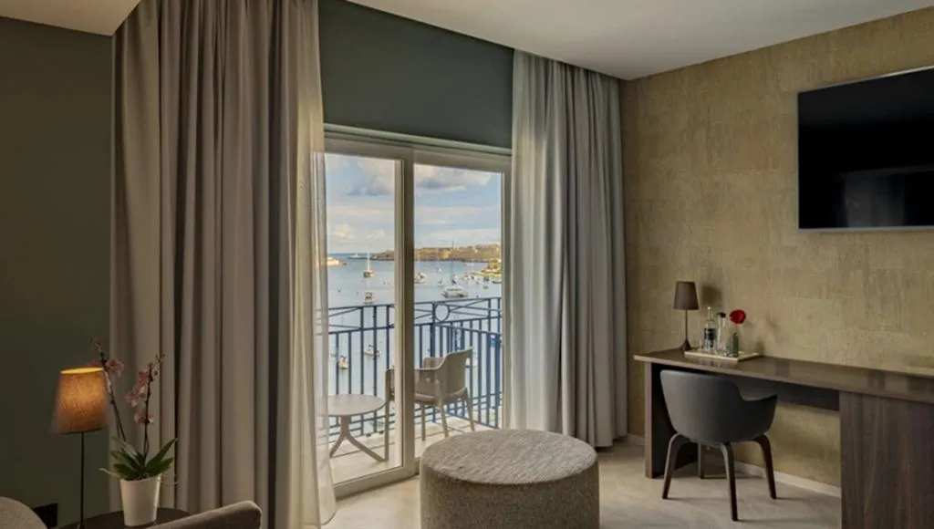 Room, The Waterfront Hotel, Malta