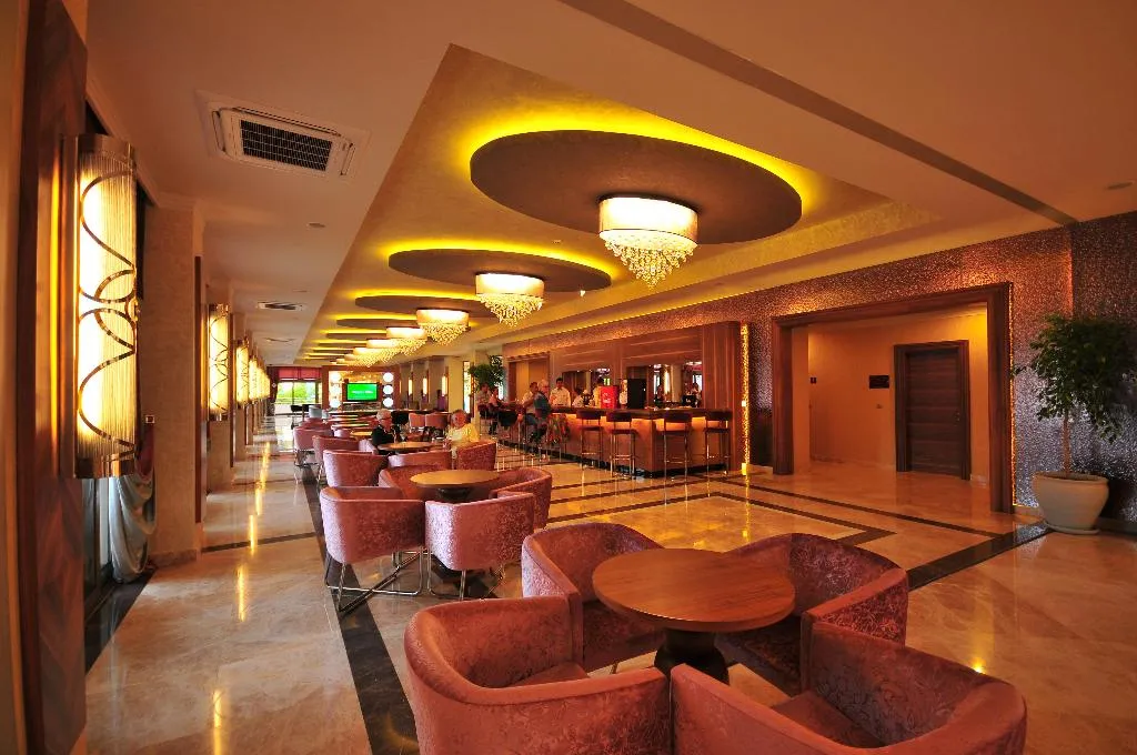 Bar, Golden Rock Beach Hotel, Dalaman