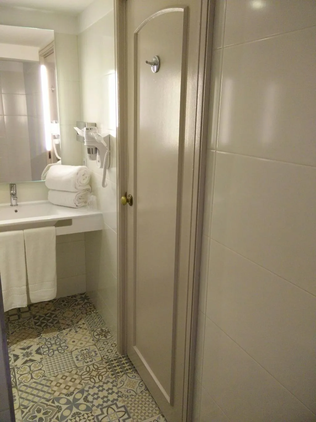 TWIN SUPERIOR Room, Golden Tulip Porto Gaia, Porto